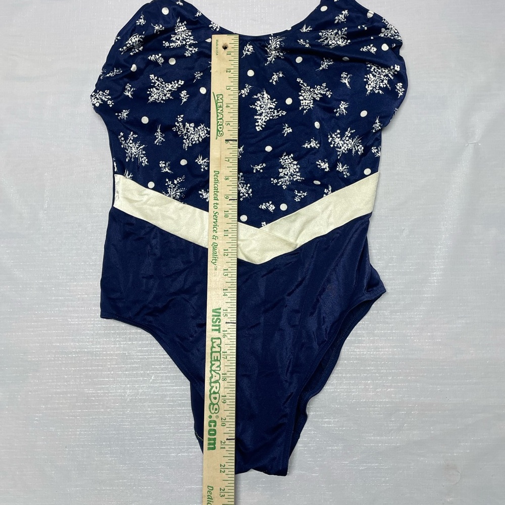 Vintage Navy Floral One-Piece Swimsuit with White Waist Accent Sz:medium - Picture 3 of 5